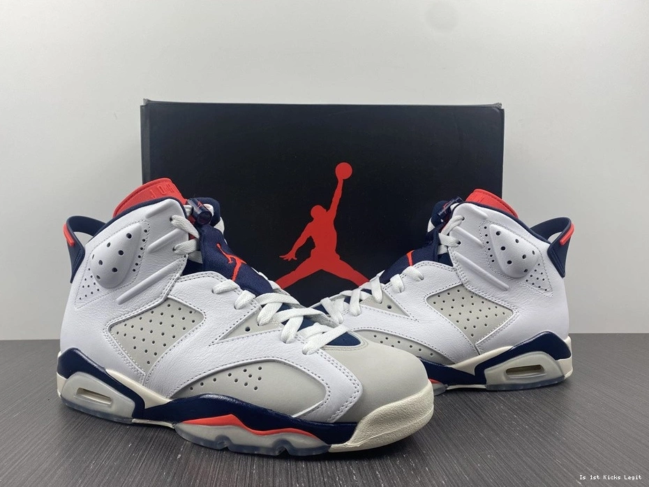 384664-104 Tinker Jordan - Retro 6 0303